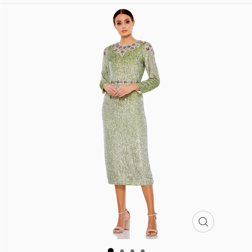A Gorgeous Brand New Macduggal Cocktail Dress With Delicate Green Color Sequins.